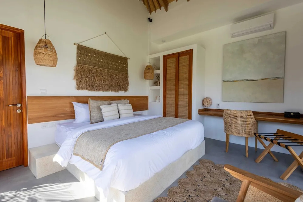 Villa Rumiano 2 - Brand New Spacious 2BR Villa with View and Pool