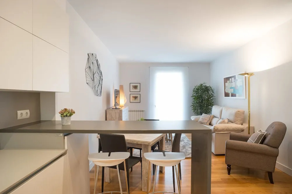 Garibay Boulevard - Iberorent Apartments