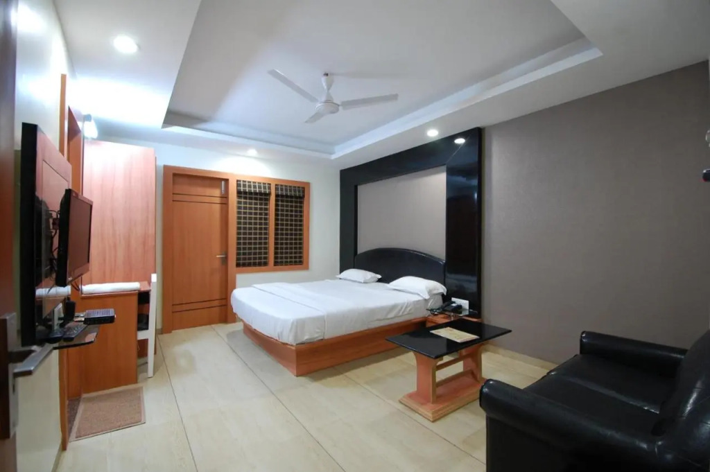 Hotel Ambassador