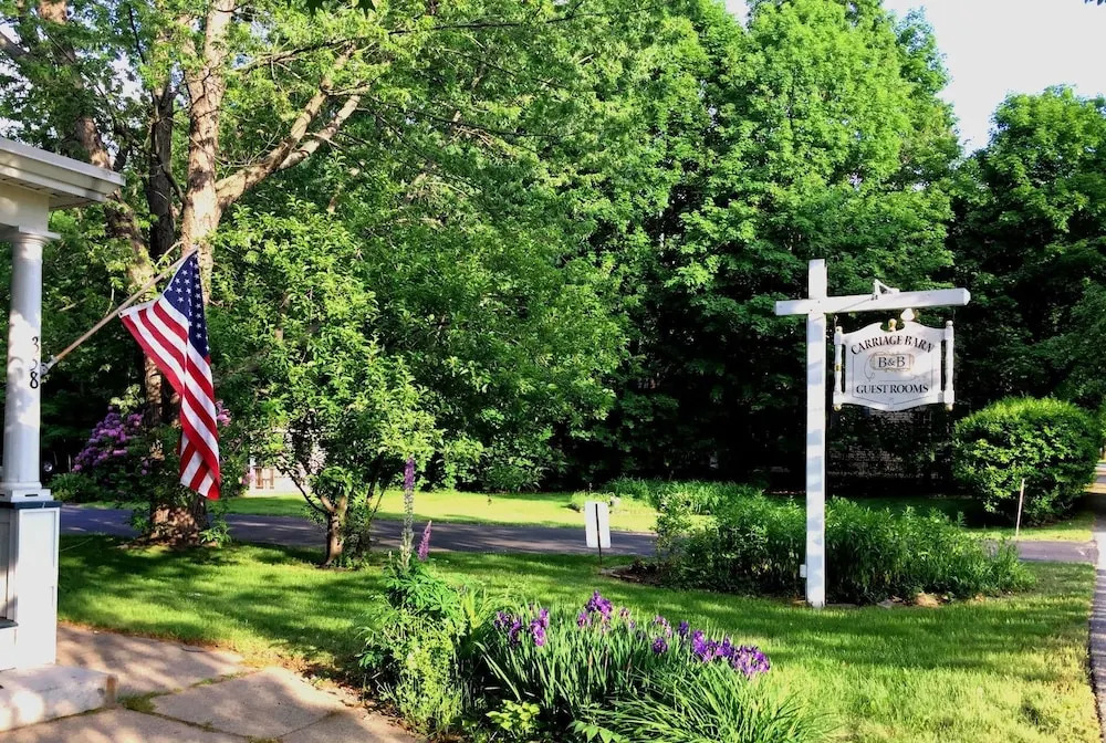 Carriage Barn Inn