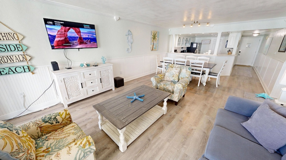 Shoreline Towers 2082 2 Bedroom Condo