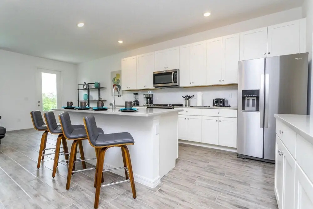 Marvelous 4Bd Close to Disney Enclave at Festival 632