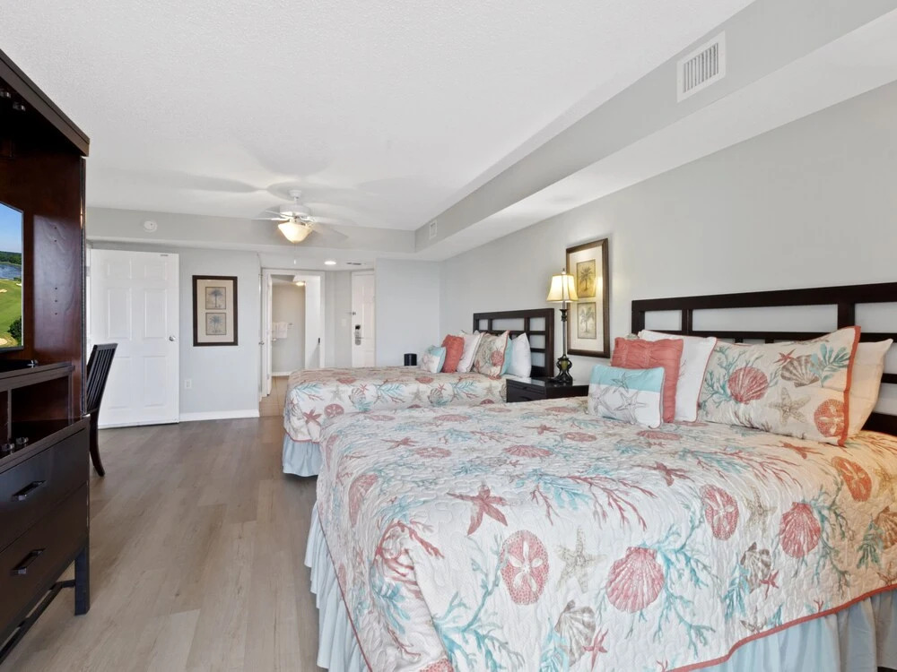 Yacht Club Villas #3-504