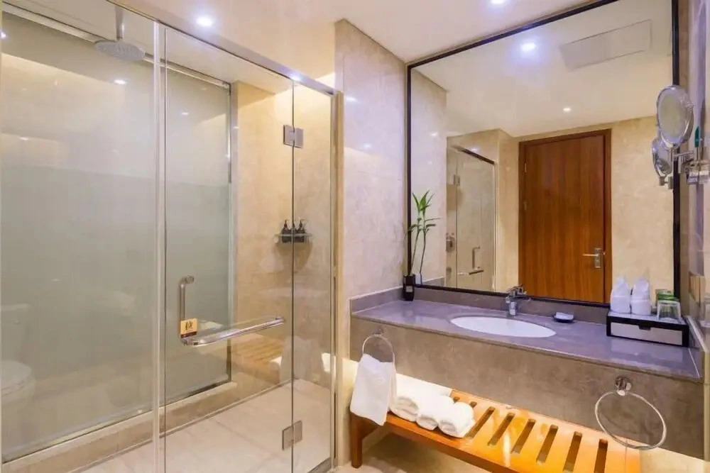 Oriental Pearl Rezen Hotel