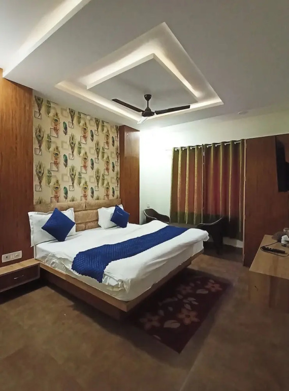 Hotel Padma Residency