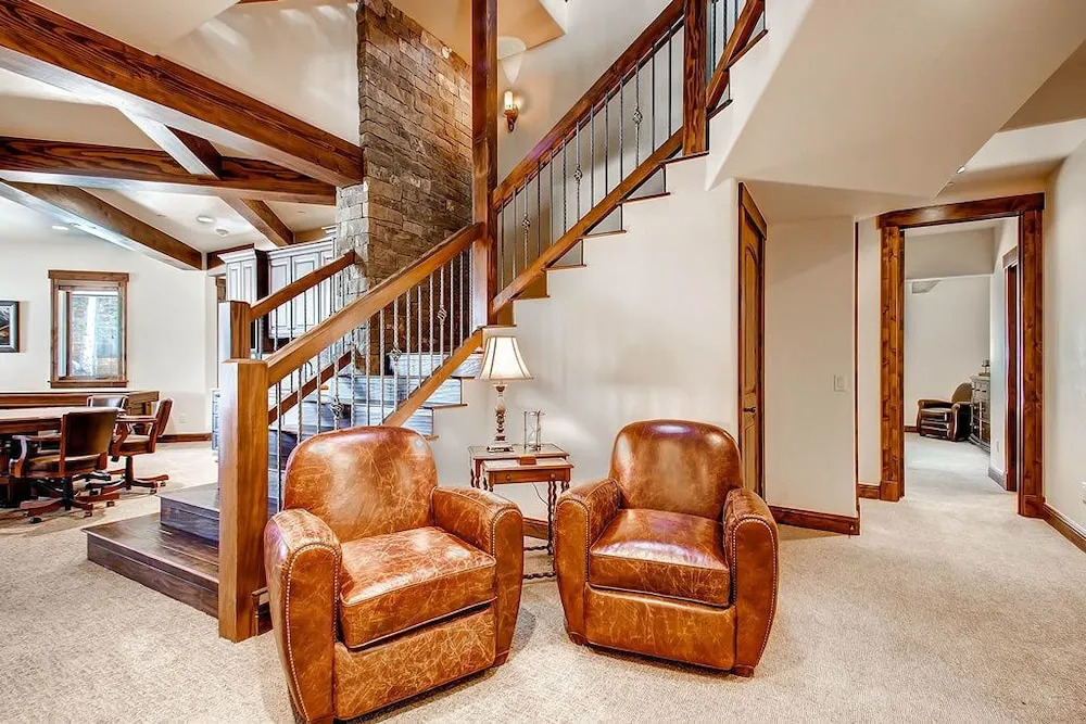 Slopeside Manor on Peak 8 by RedAwning