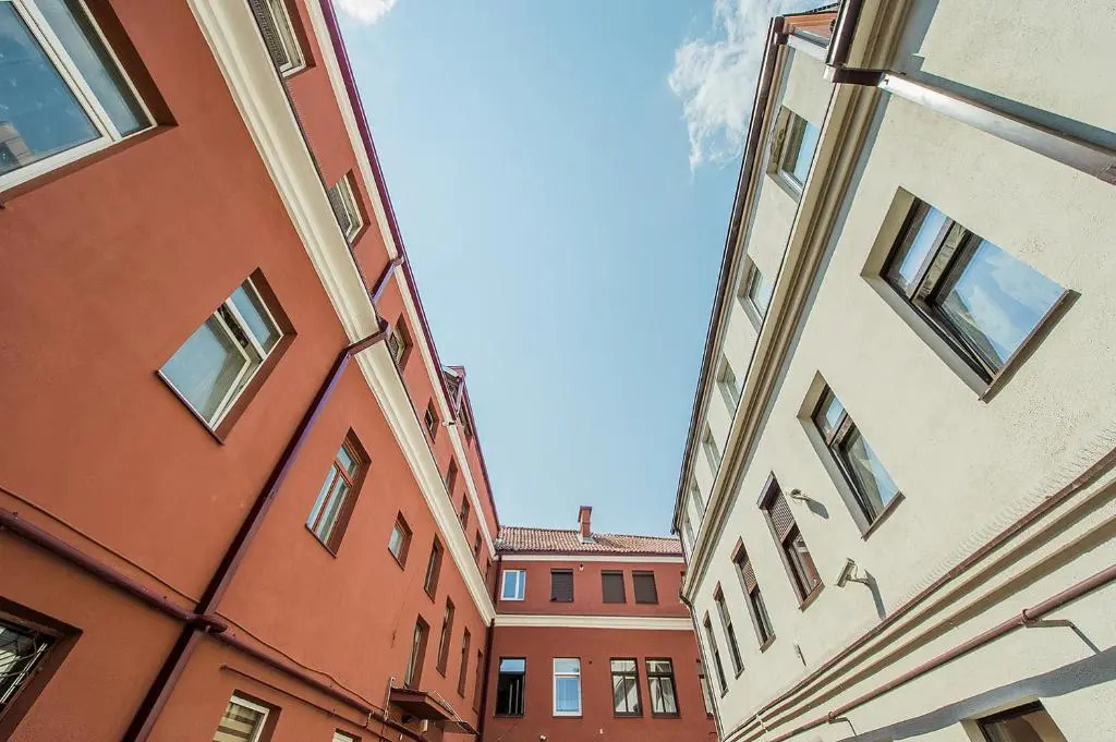 Kaunas Town Hall Apartment 5 by URBAN RENT