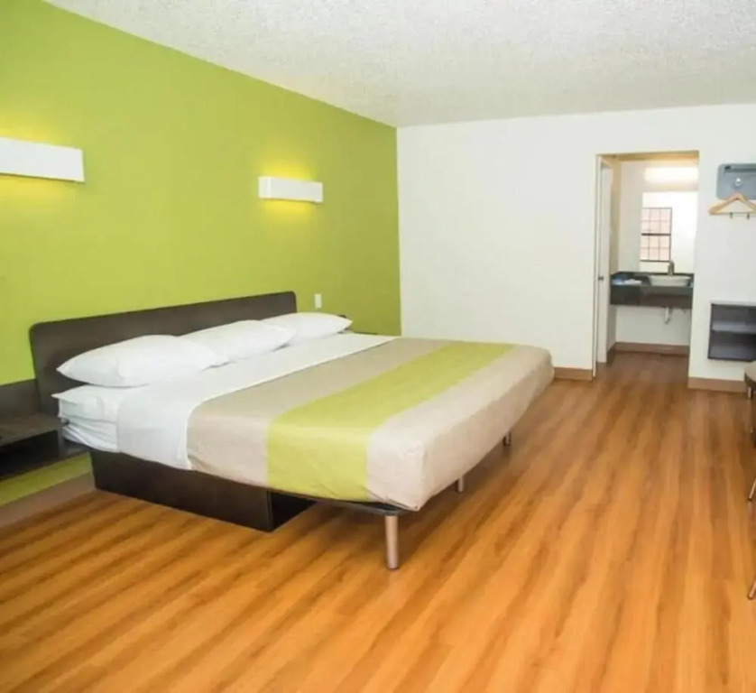 Inn And Suites Palestine