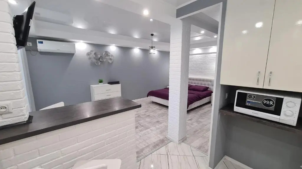 Apartaments on Metalurhiv 34
