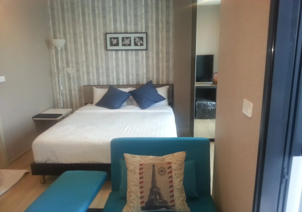 The Base Rama 9 Hotel by Ricco