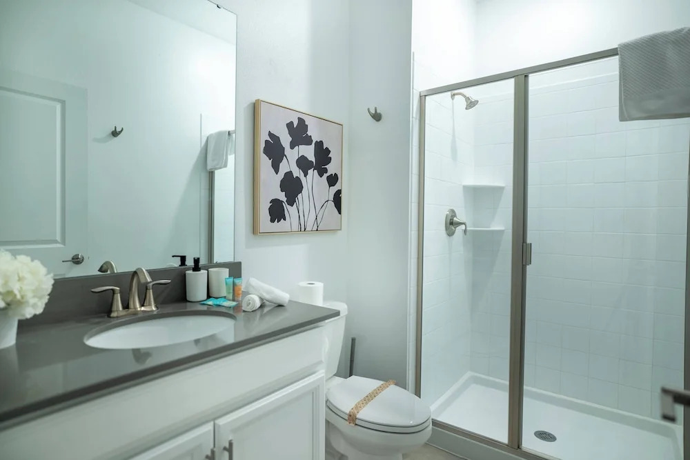 4BR Luxury Home at Champions Gate With Pool