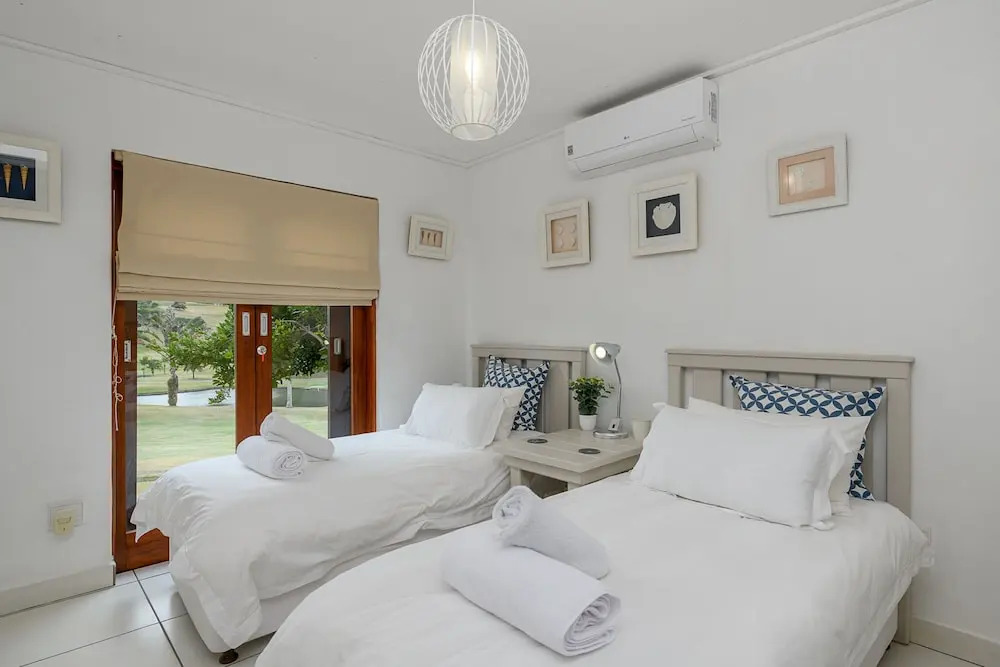 San Lameer Villa Rentals 10427