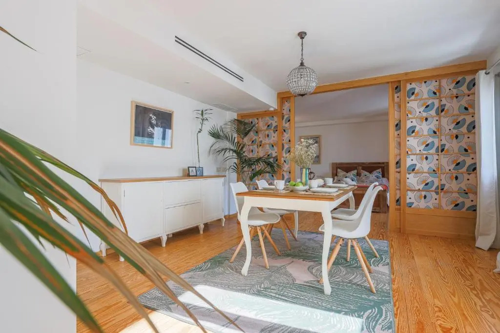 Cozy 1br Apt Recently Renovated in City Centre