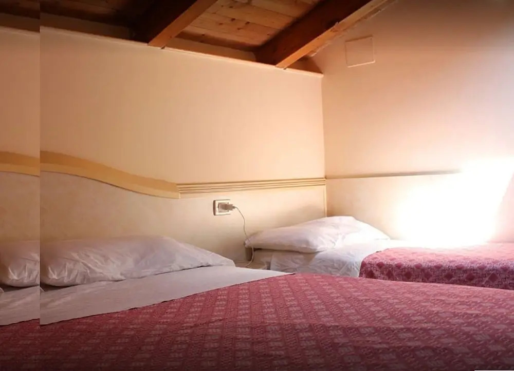 Hotel Astra
