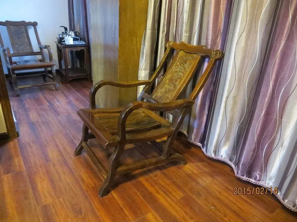 Yongxia Naxi Boutique Inn