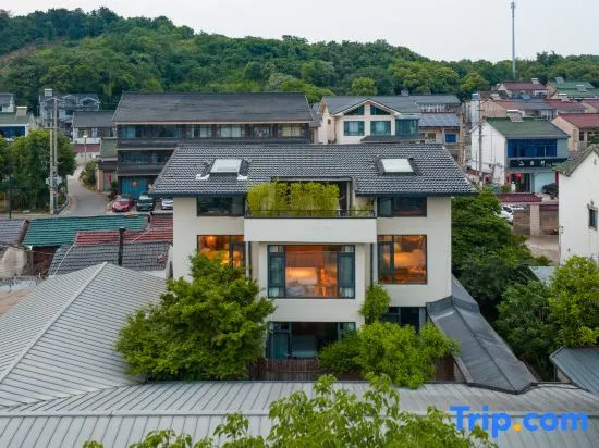 Yixing Yizhi Homestay (China Yixing Ceramic Museum)