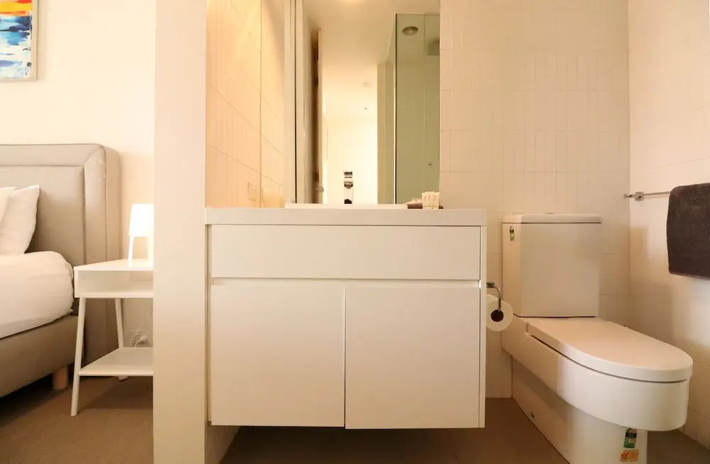 Inspired Designer Carlton North Terrace - Rejuvenate Stays