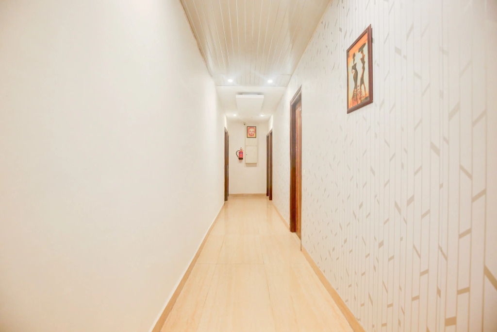 OYO 9159 Hotel Royal Woodslark