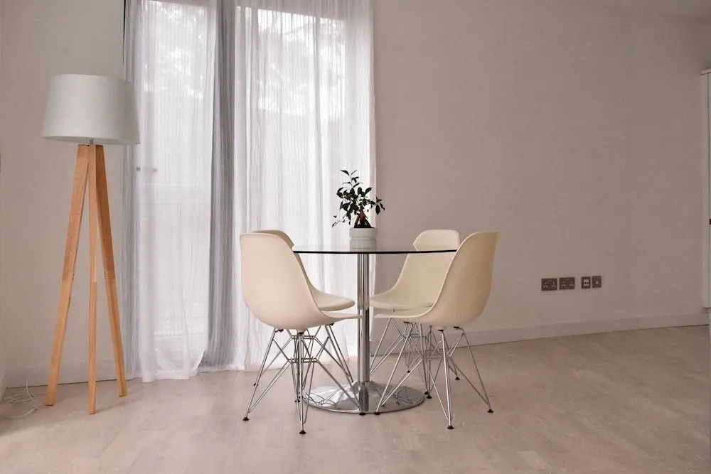 Bright 1 Bedroom Apartment in South London