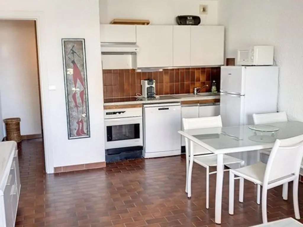 Appartement Bormes-les-Mimosas, 2 pièces, 4 personnes - FR-1-610-4