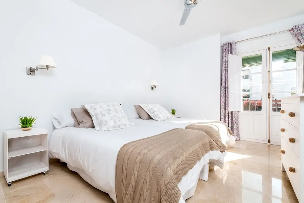 Spacious Apartment in Best Location for Sightseeing. Iris