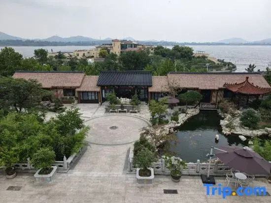 Jinan Huiyan Mountain Residential Residence