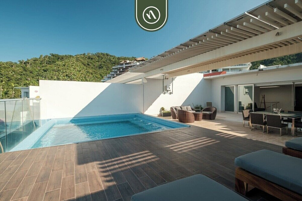 Oceanview Penthouse With Private Pool - BBQ