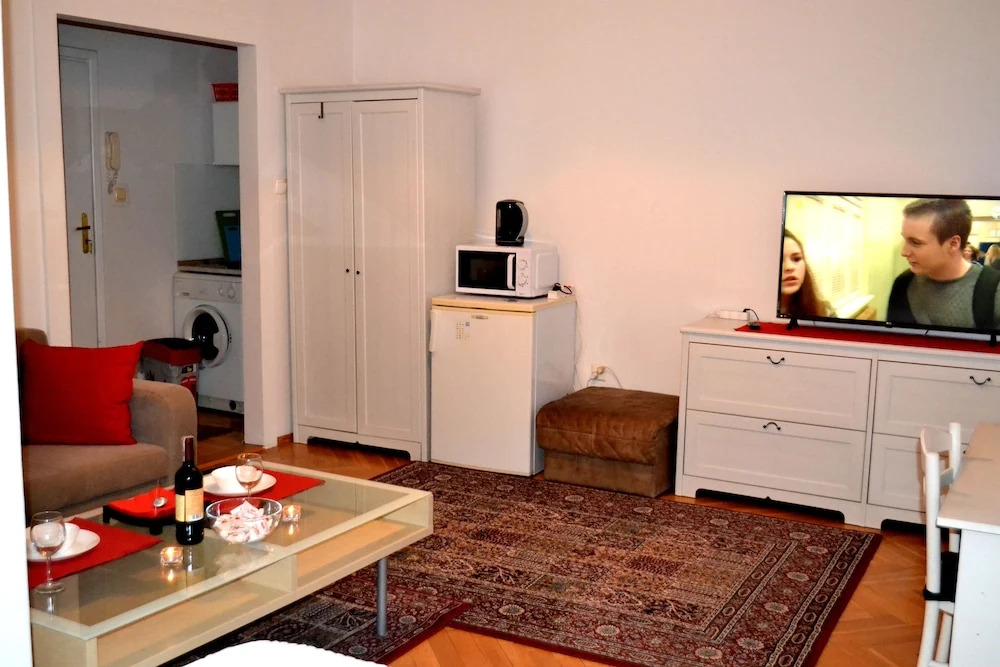 West Apartments Mazowiecka 7