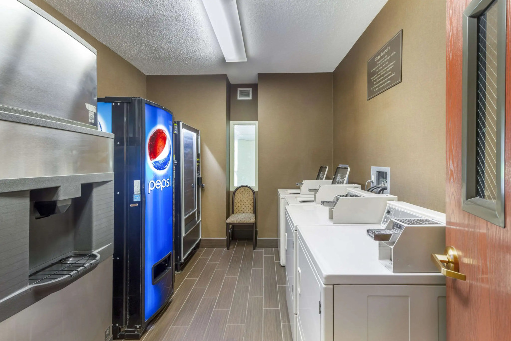 Comfort Inn & Suites Rapid City South - Mt Rushmore Gateway