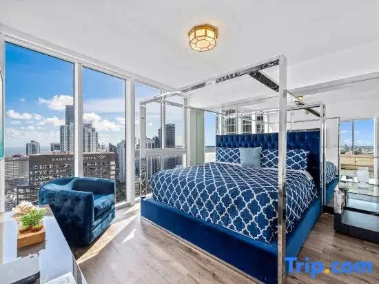 Icon Brickell 2BDR 46th Fl Ocean & Pool Views