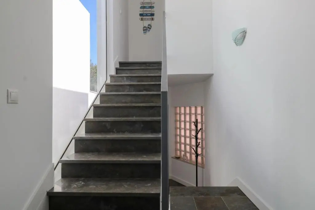 LovelyStay - Divine 3BDR Duplex House w/ Pool & Garden