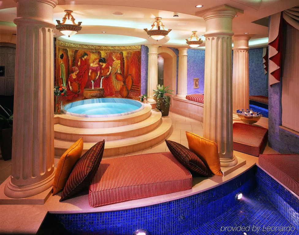 Отель Fairmont Dubai