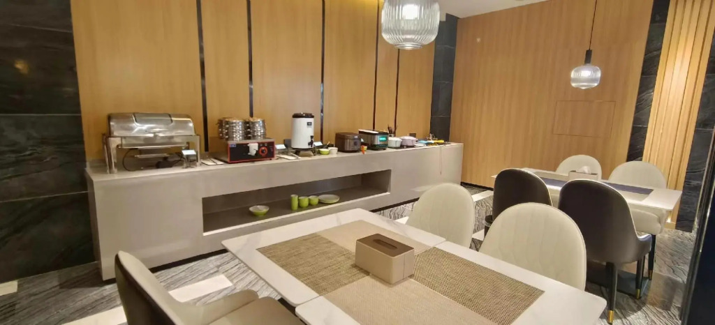 Three-room boutique hotel (Shaodong Fun Global City People's Hospital)