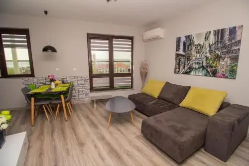 Vista Suites