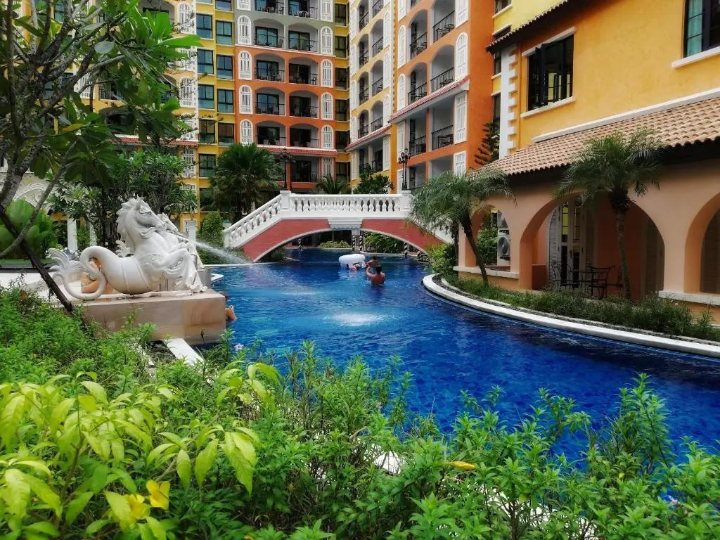Venetian Signature Condo by Immy