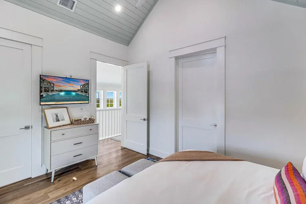 Barefoot Bungalow 220 Esc-a