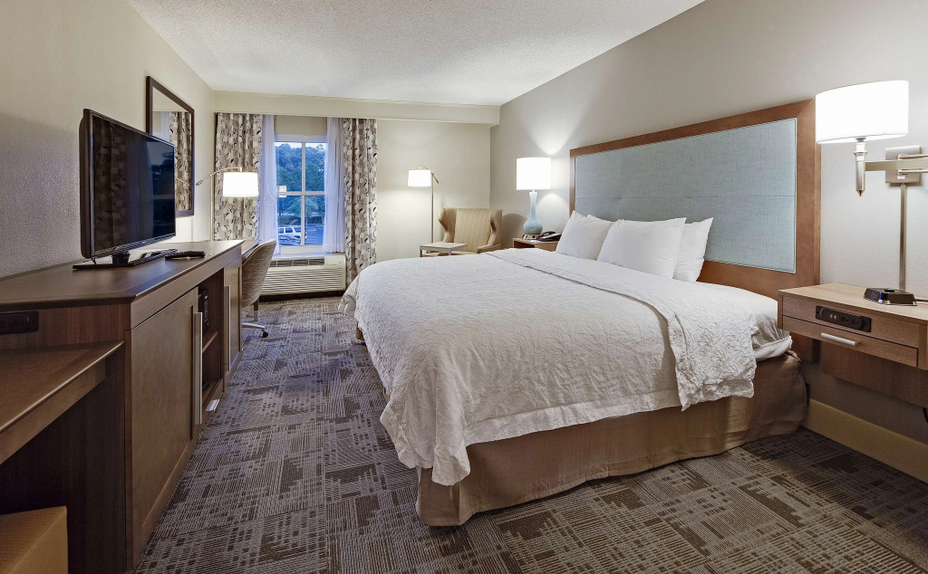 Hampton Inn Myrtle Beach Broadway at the Beach