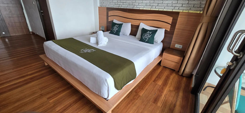 Are You And I Bed & Breakfast