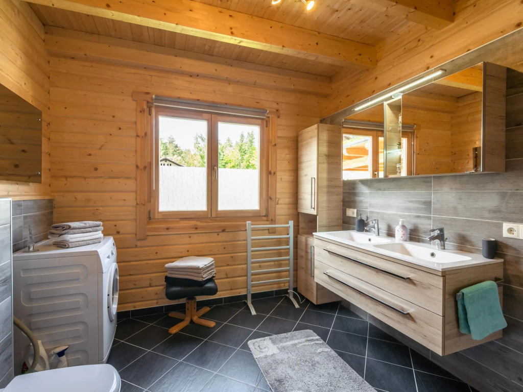 Cozy Chalet In Finkenstein Am Faaker See