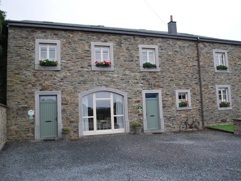 House With 4 Bedrooms in Bertrix, With Enclosed Garden and Wifi
