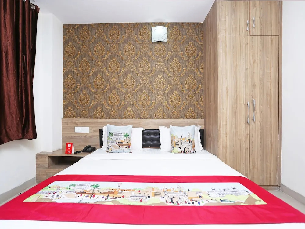 OYO 8226 RD Inn