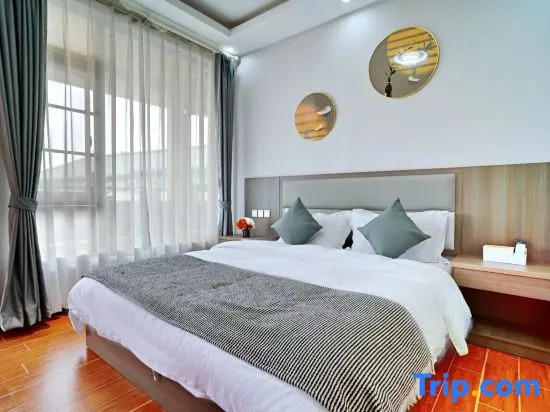 Tingfeng Courtyard Inn