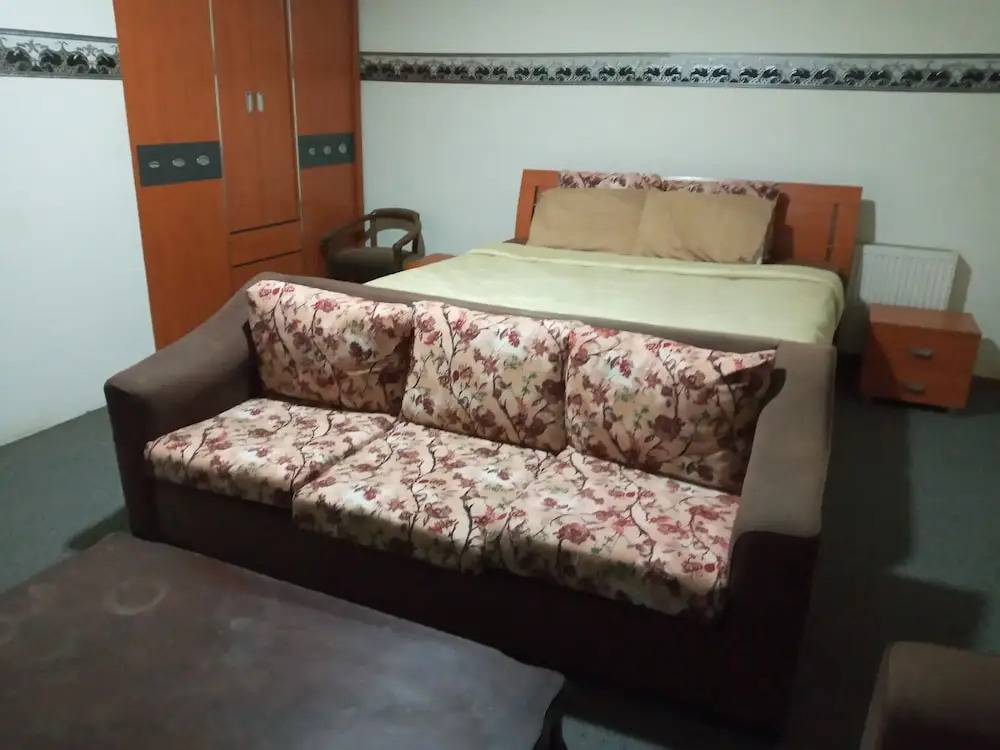 Seleen Hotel Suites