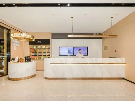 ity Comfort Inn (Guigang International Life Port High-Speed Rail Station Branch)