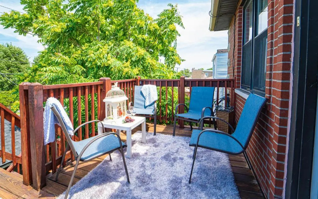 Lovely 3 Bedrooms Apartment In Chicago Midway