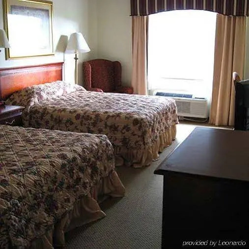 American Inn and Suites