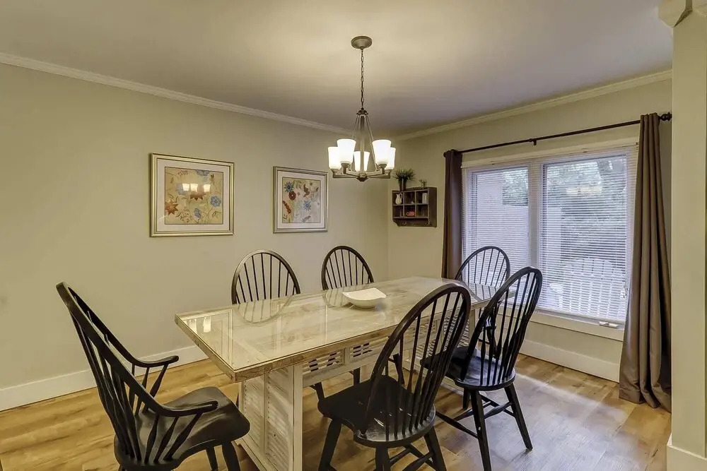 Fraser's Folly - Updated Harbour Town Villa
