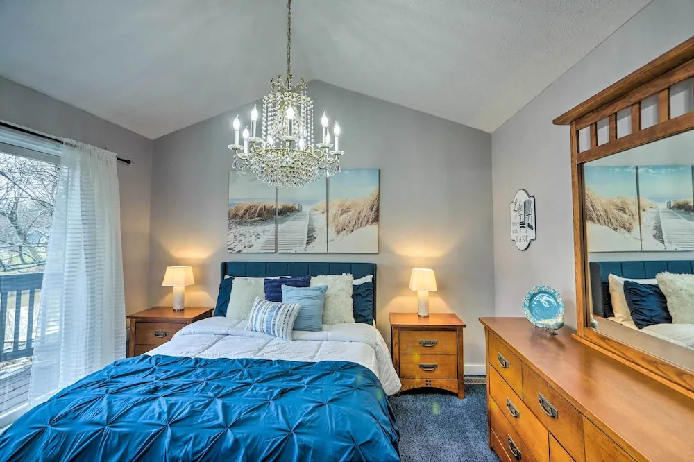Vermilion River Home w/ Hot Tub & Private Dock