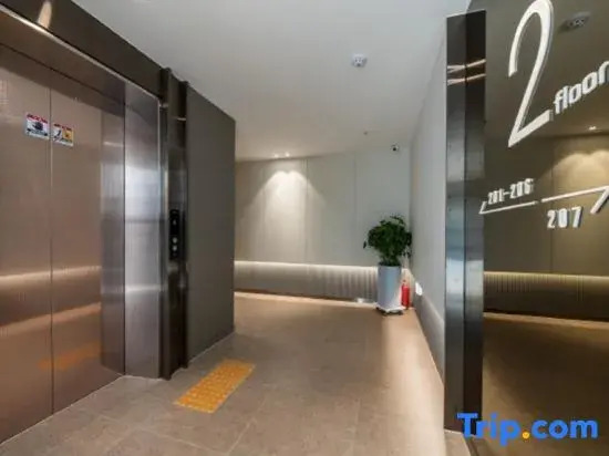 Theone Hotel