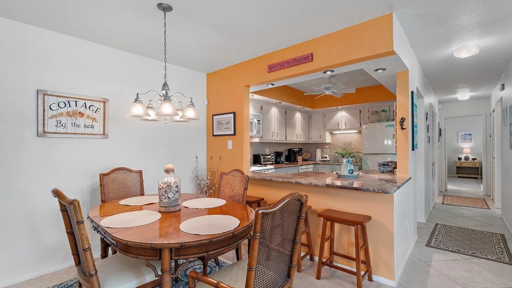 Serenity On Sutton 2 Bedroom Townhouse by RedAwning